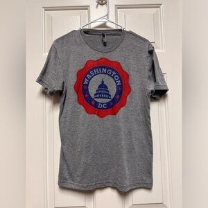 Unisex Washington DC T Shirt. Size Adult M